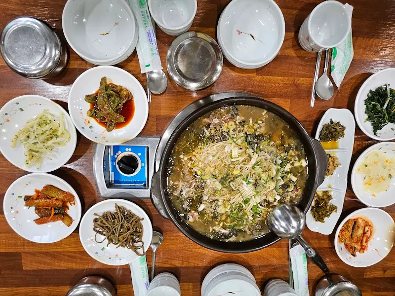 테이블 전체 샷