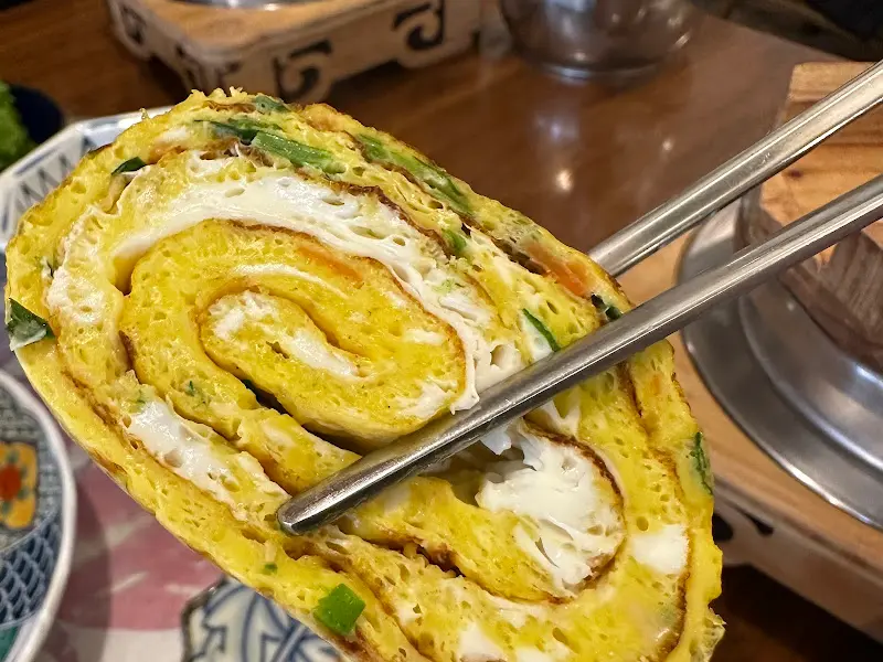 층층이 쌓인 계란말이