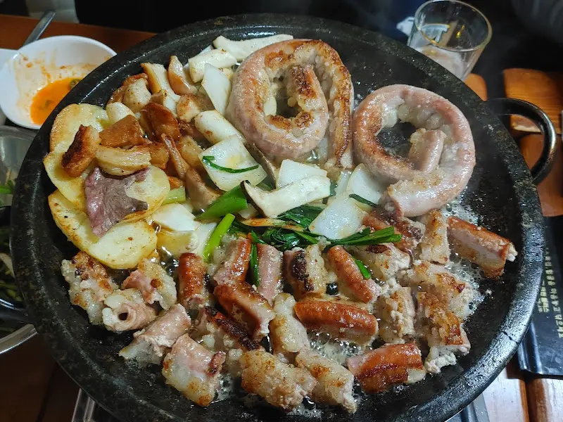 곱창 한 상 차림