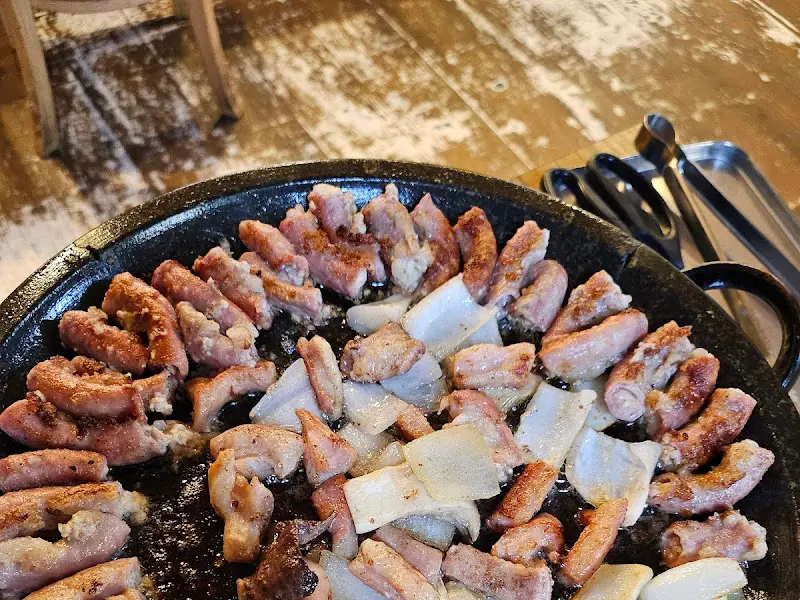 잘 구워진 곱창