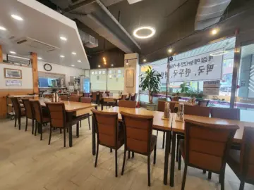 더위를 잊게 하는 성복역 평양냉면, 용인 기성면옥에서 미식 실험