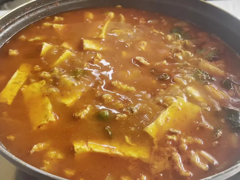 사태찌개의 깊은 국물