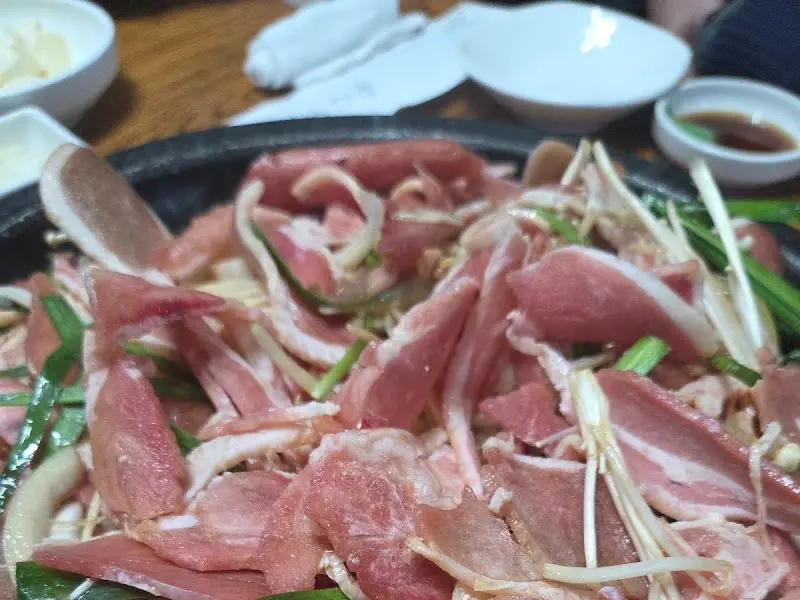 하얀 오리불고기