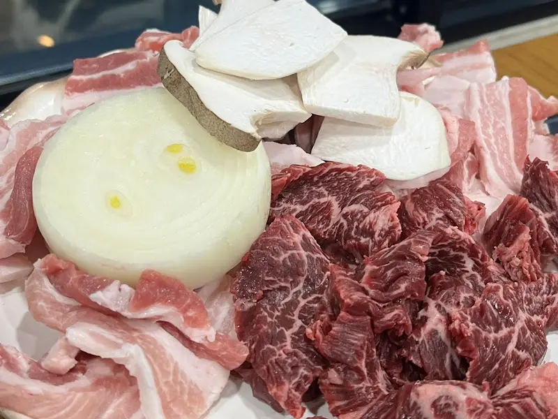 소고기, 양파, 버섯