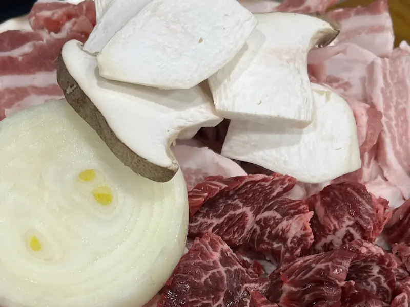 소고기, 양파, 버섯