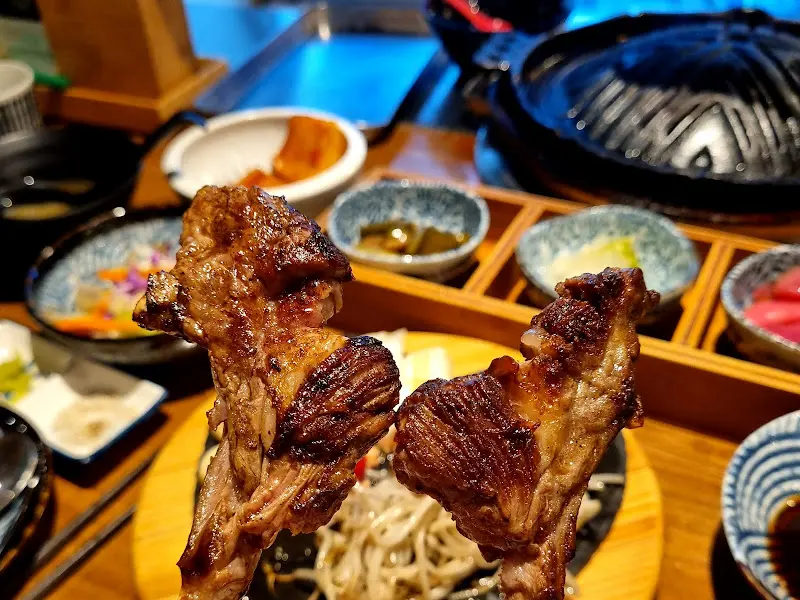 정갈한 테이블 세팅