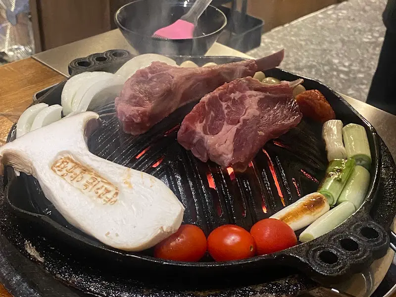 양고기 한 상 차림