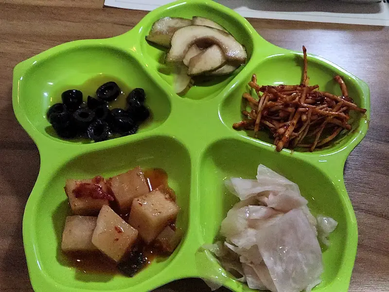 다채로운 밑반찬