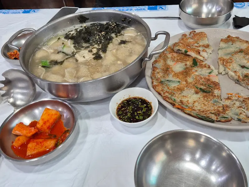 옹심이칼국수와 감자전