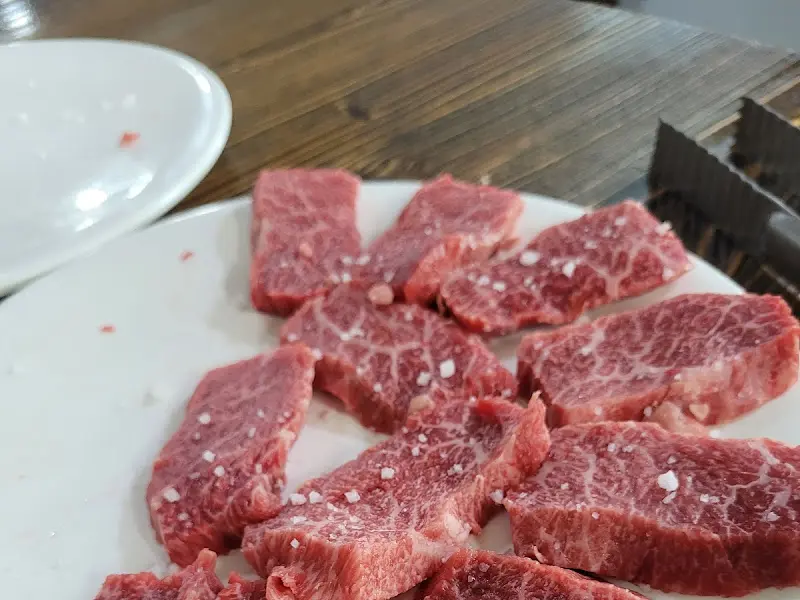 먹기 좋게 손질된 갈비살