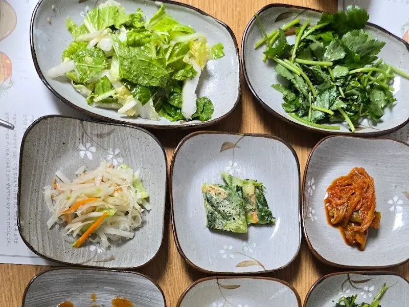 다채로운 밑반찬