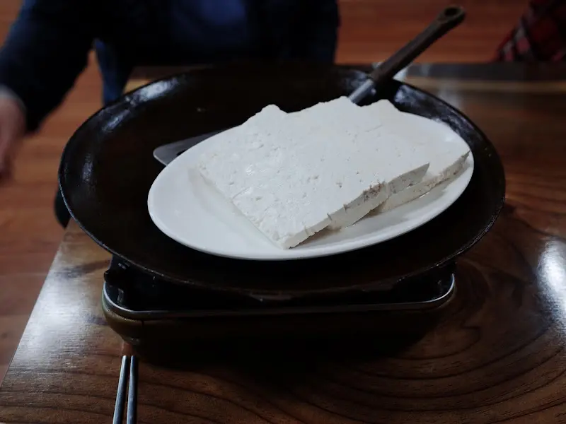 직접 구워먹는 두부