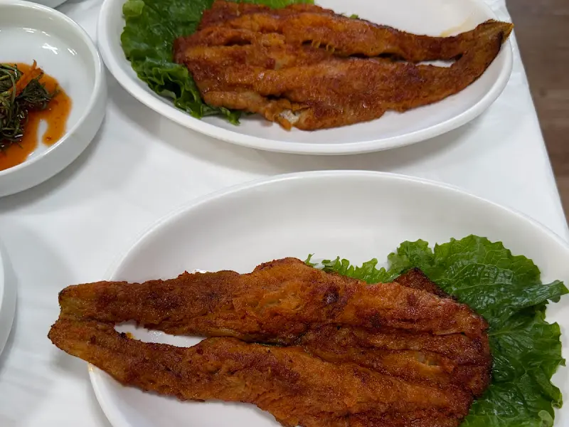 윤기가 흐르는 촉촉한 황태구이