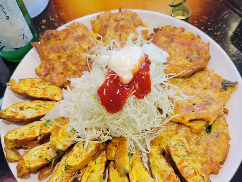 참치전과 계란말이 반반