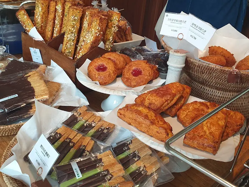 다양한 빵 종류