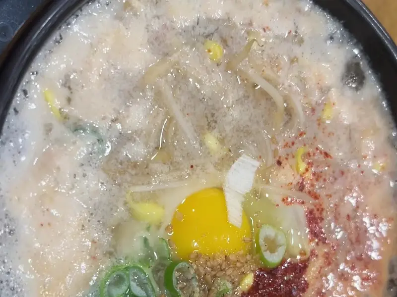 콩나물국밥 디테일 샷