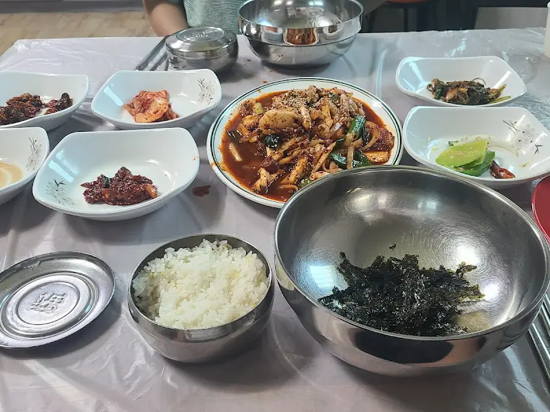 문어볶음 한 상 차림