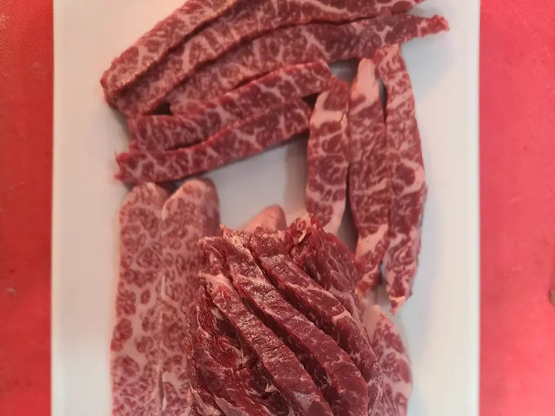 다양한 부위의 소고기
