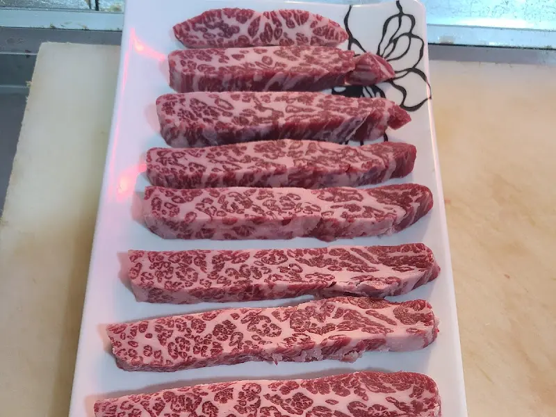 마블링이 예술인 소고기