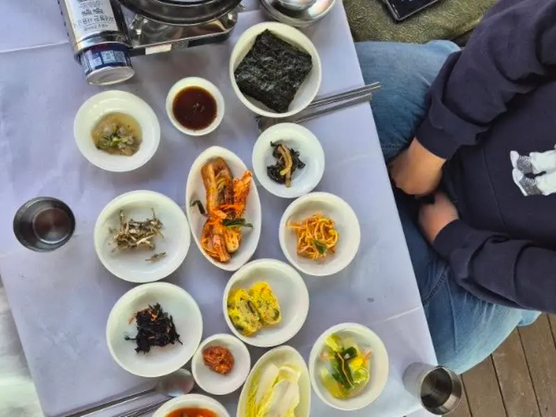 푸짐한 밑반찬