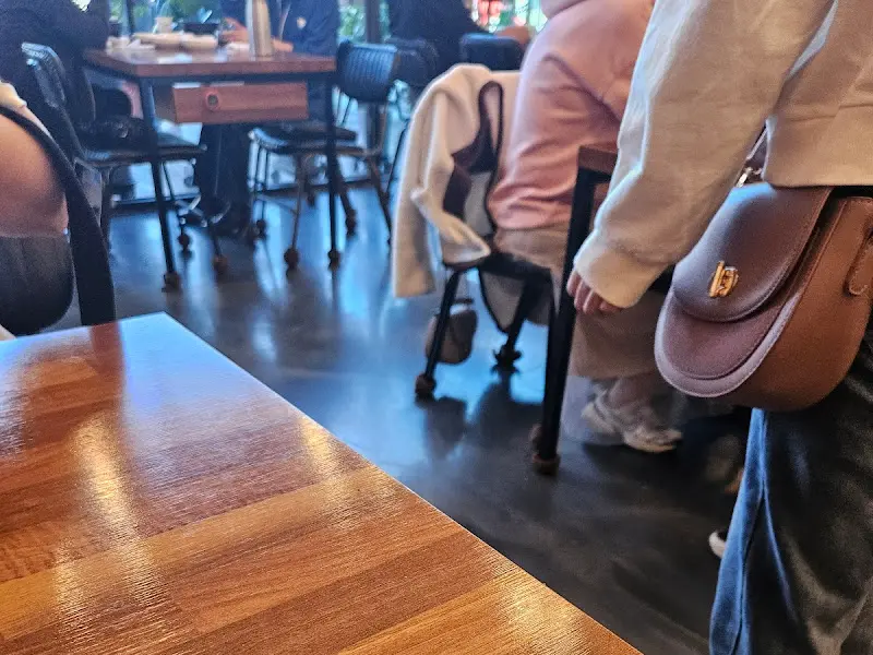 식당 내부 풍경