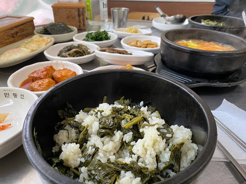 정갈한 밑반찬들