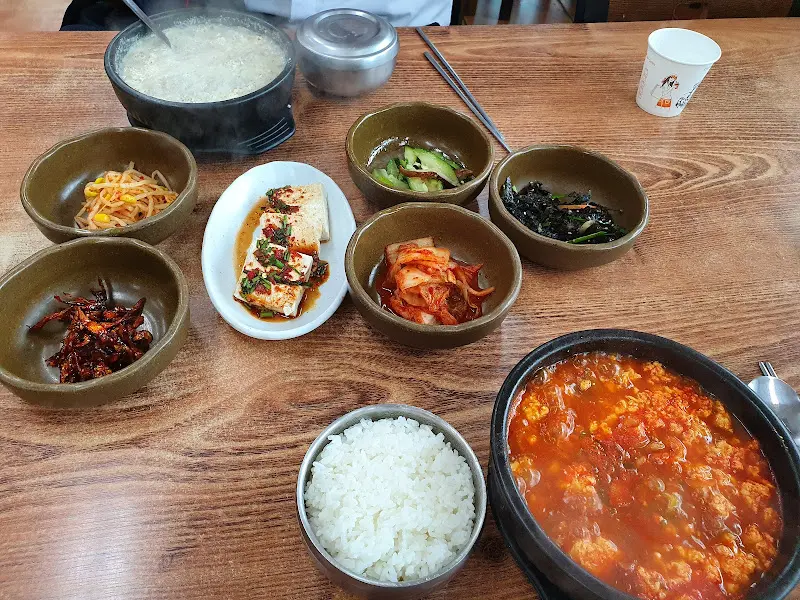 푸짐한 한 상 차림