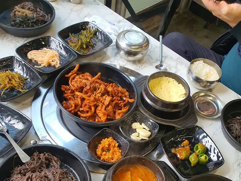 점심특선 오징어제육볶음