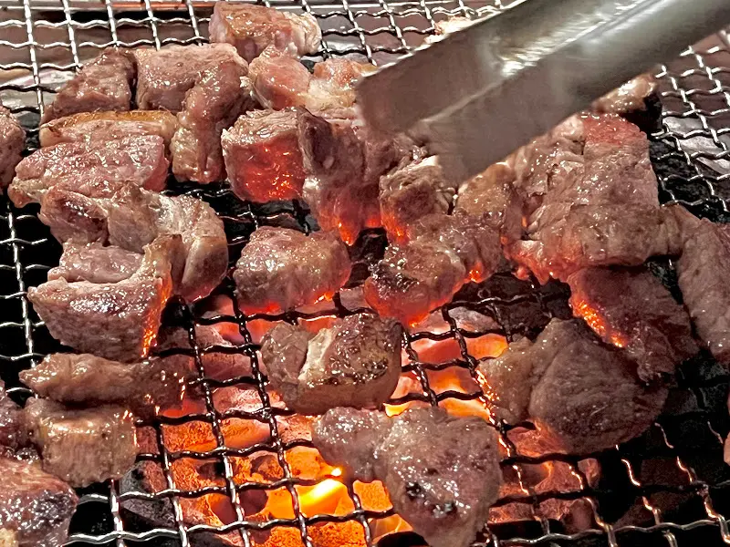 잘 구워진 고기의 모습