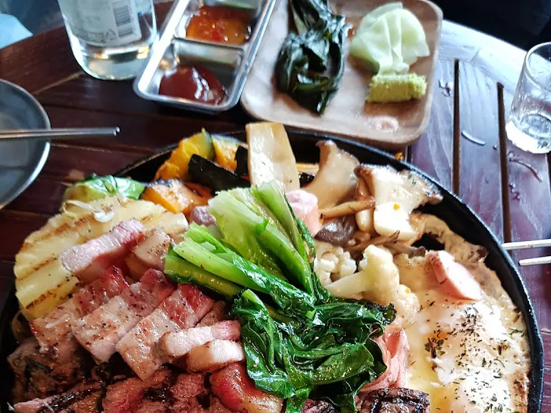 스테이크 한 상