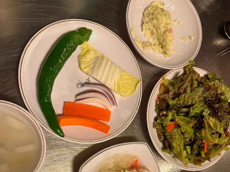 다양한 곁들임 메뉴