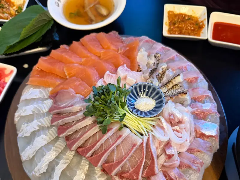 푸짐한 숙성회 한 상 차림