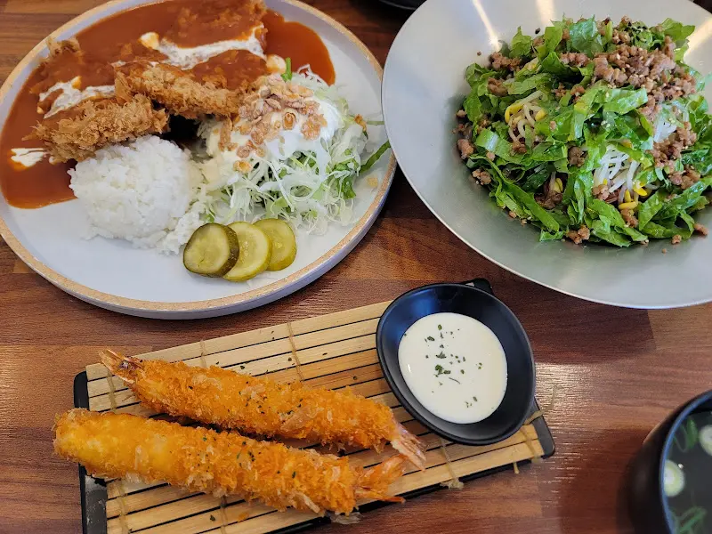 돈까스와 마늘 비빔밥, 새우튀김