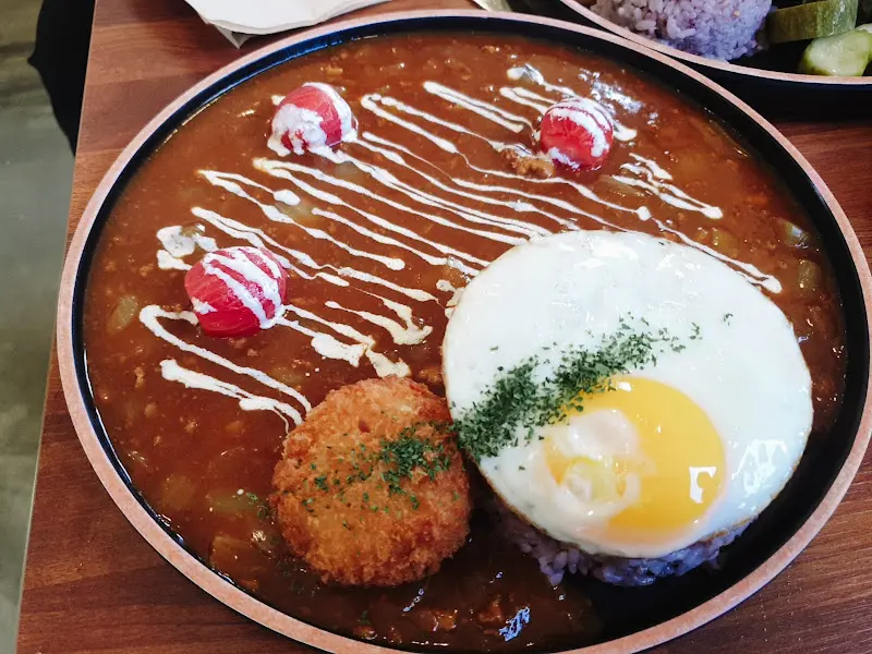 맛있어 보이는 돈까스