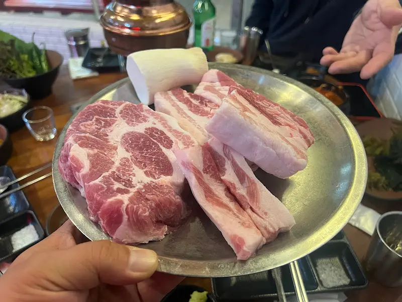 고기 한 상 차림