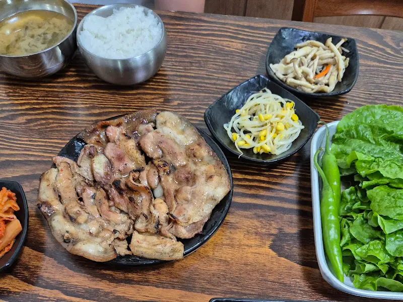 돼지불고기와 밥