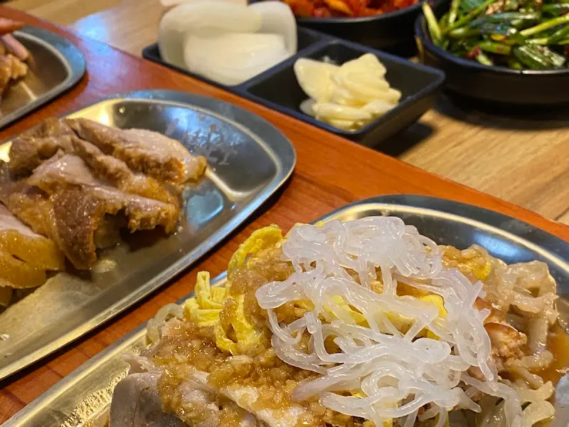 다채로운 족발 메뉴