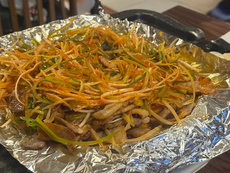 다채로운 색감이 돋보이는 파채