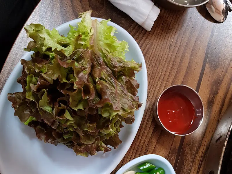 신선한 쌈 채소