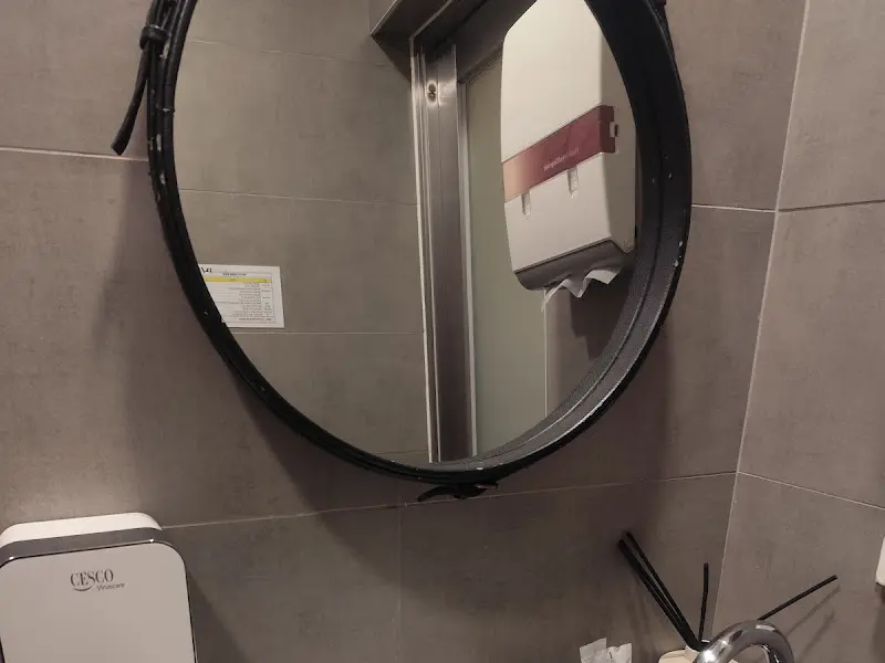 깔끔하고 청결한 화장실