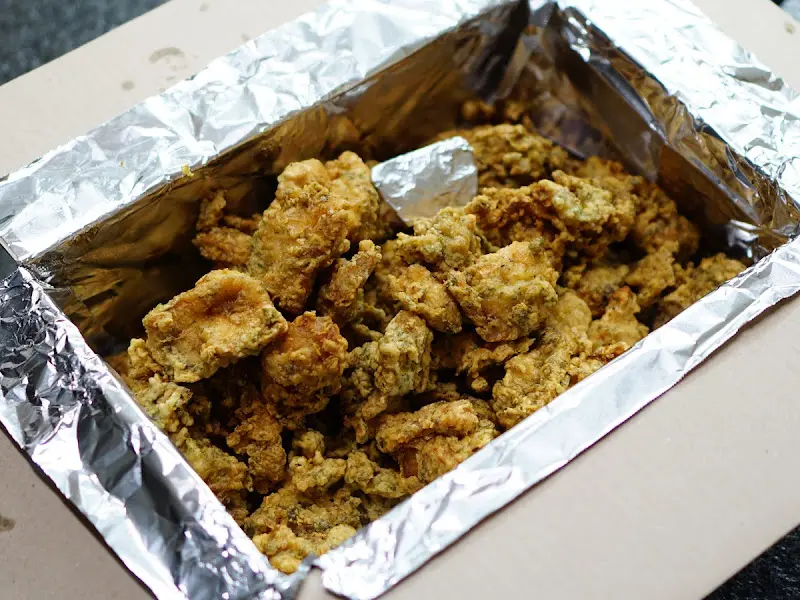 뽀뽀통닭 단독 샷