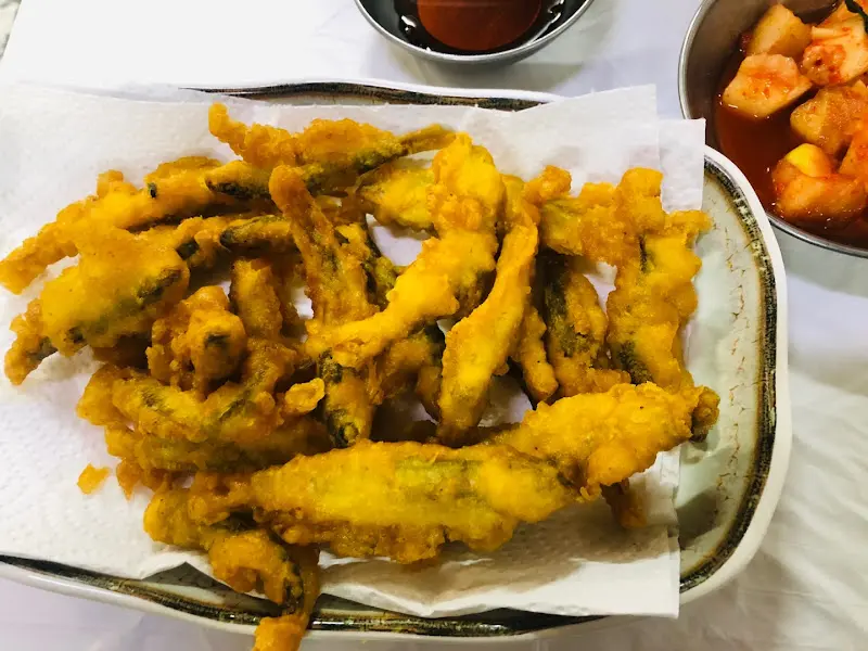 빙어튀김과 소스