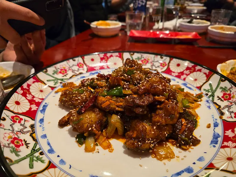 윤기가 흐르는 깐풍기