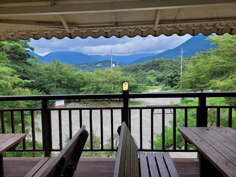 식당에서 바라본 풍경