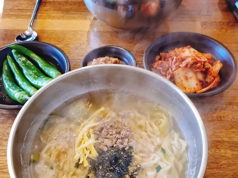 정갈한 한 상 차림