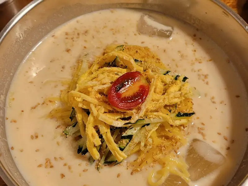 시원한 물 칼국수