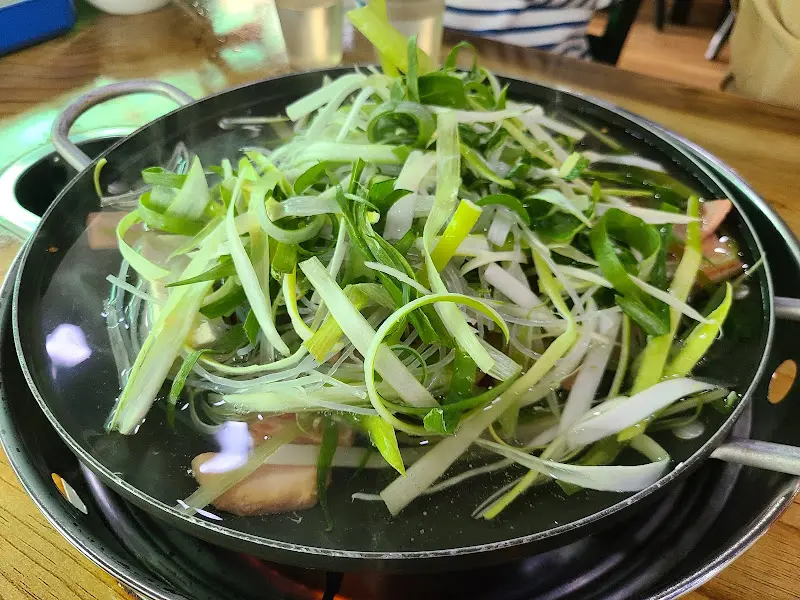 파가 듬뿍 들어간 부대찌개