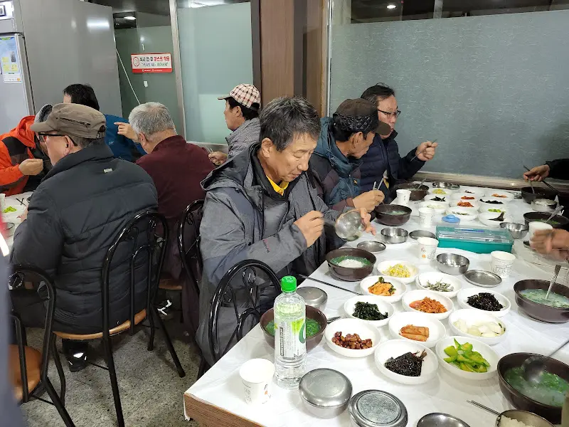 식당 내부 풍경