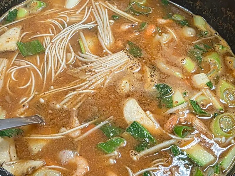 끓고 있는 아탕국수