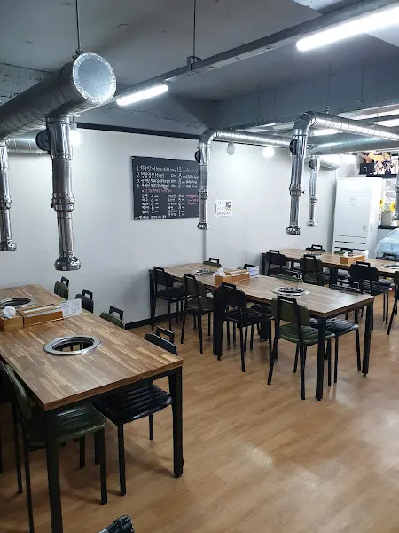 깔끔한 내부 인테리어